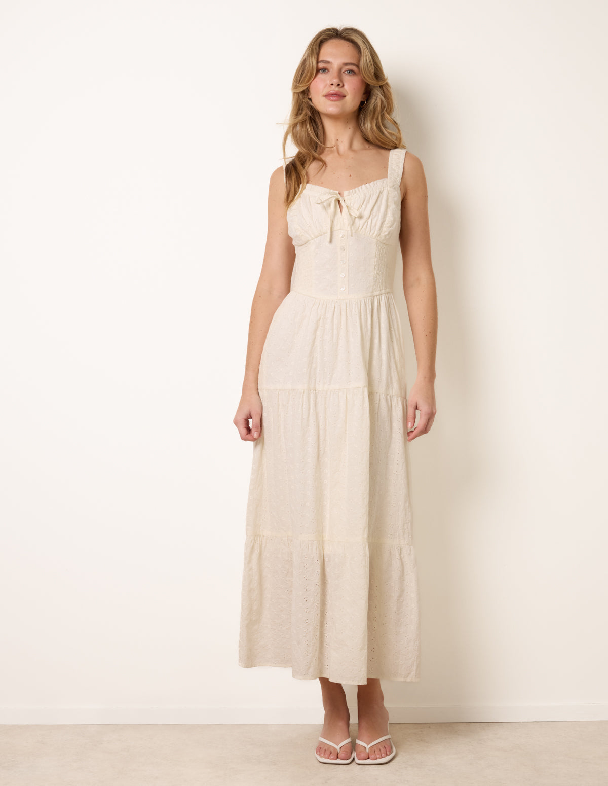 Maxi Dresses | Floor Length & Long Dresses | On-trend | Blue Vanilla