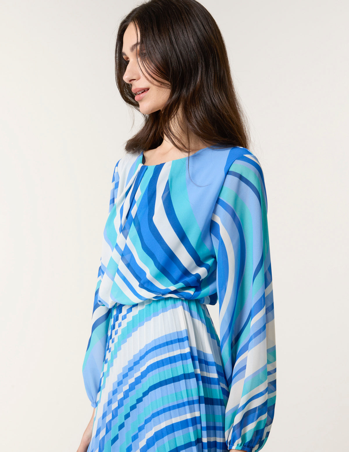 blue vanilla dresses Midi Dress Blue Vanilla Blue Dress Blue Vanilla Blue V Neck Flutter Midi Dress XL Matalan